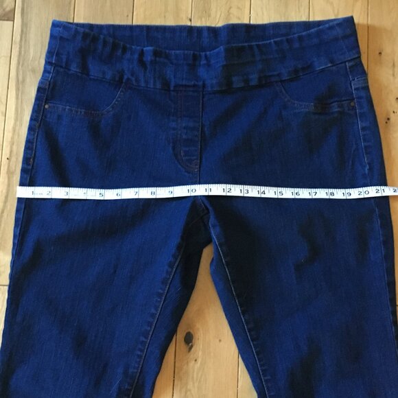 Regular Fit Dark Blue Ladies Pull on Stretchy Jeans 16 - Picture 8 of 11